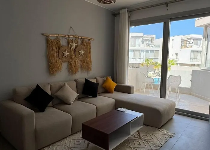 Sholan 1 Boho Chic 1br By The Pool * Hurghada