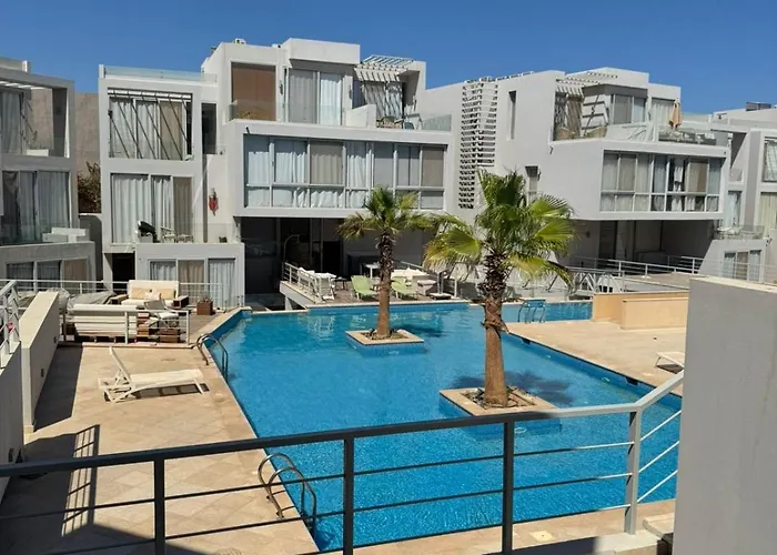 Sholan 1 Boho Chic 1br By The Pool